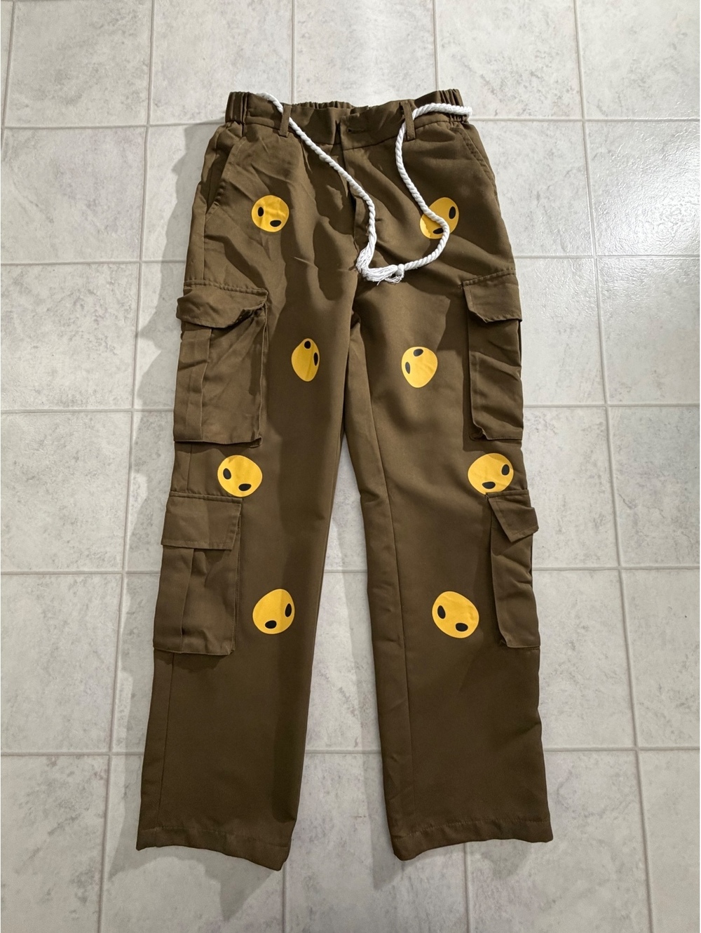 Manfinity brown cargo pants with smiley face patches size M